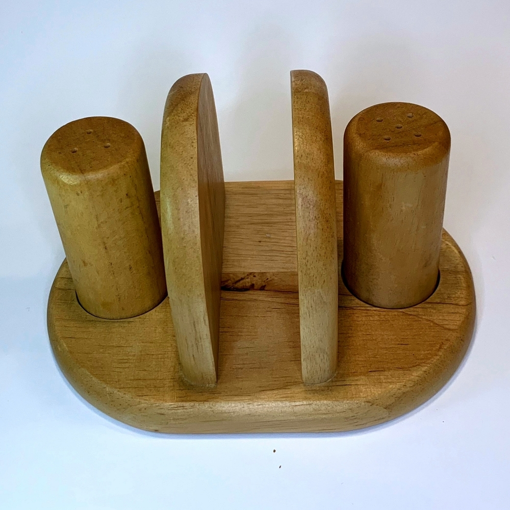 M. Kamenstein Wood Napkin Holder With Salt And Pepper Shakers
